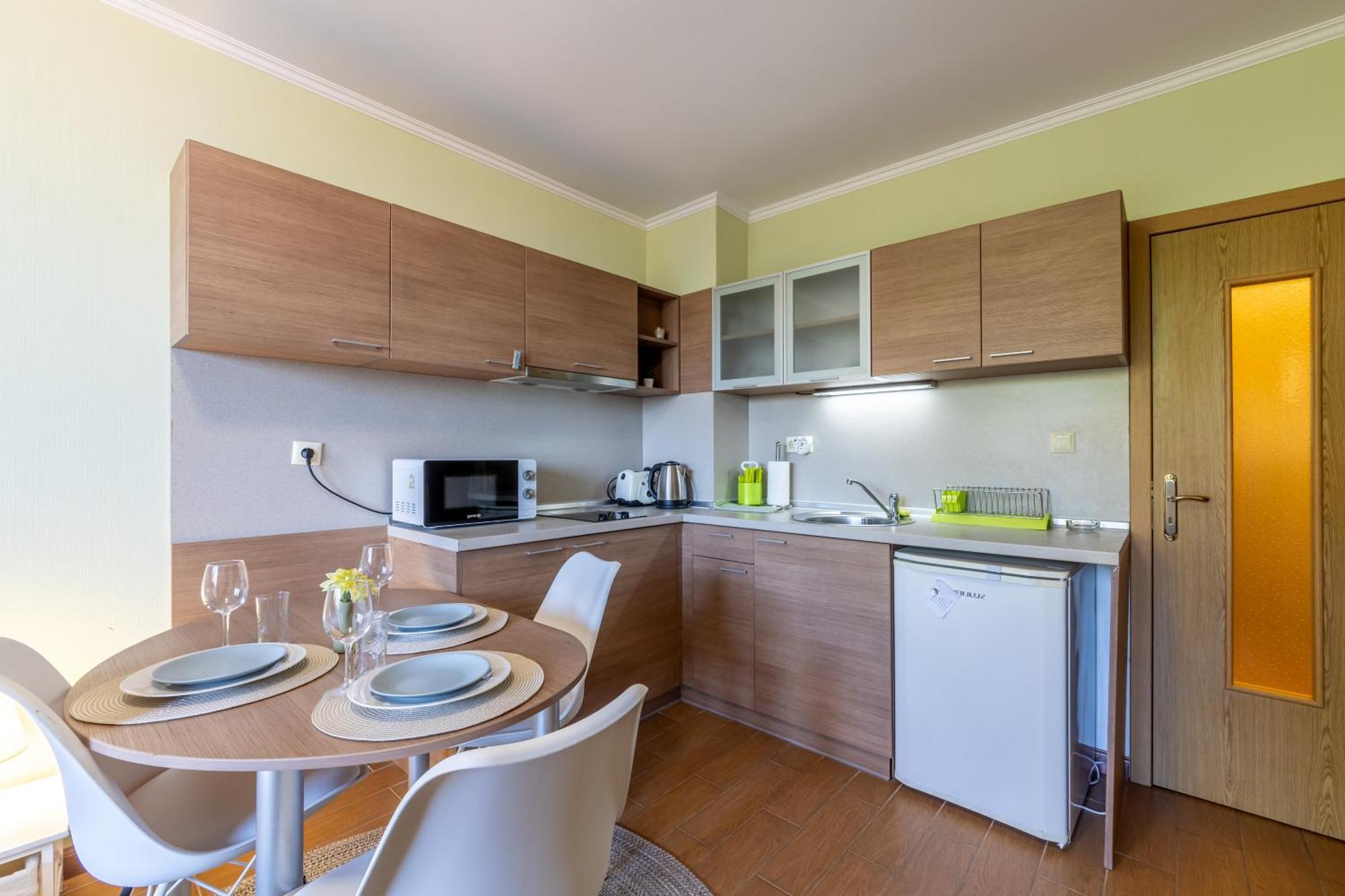 Supreme Beach Apartments Balchik Exterior photo